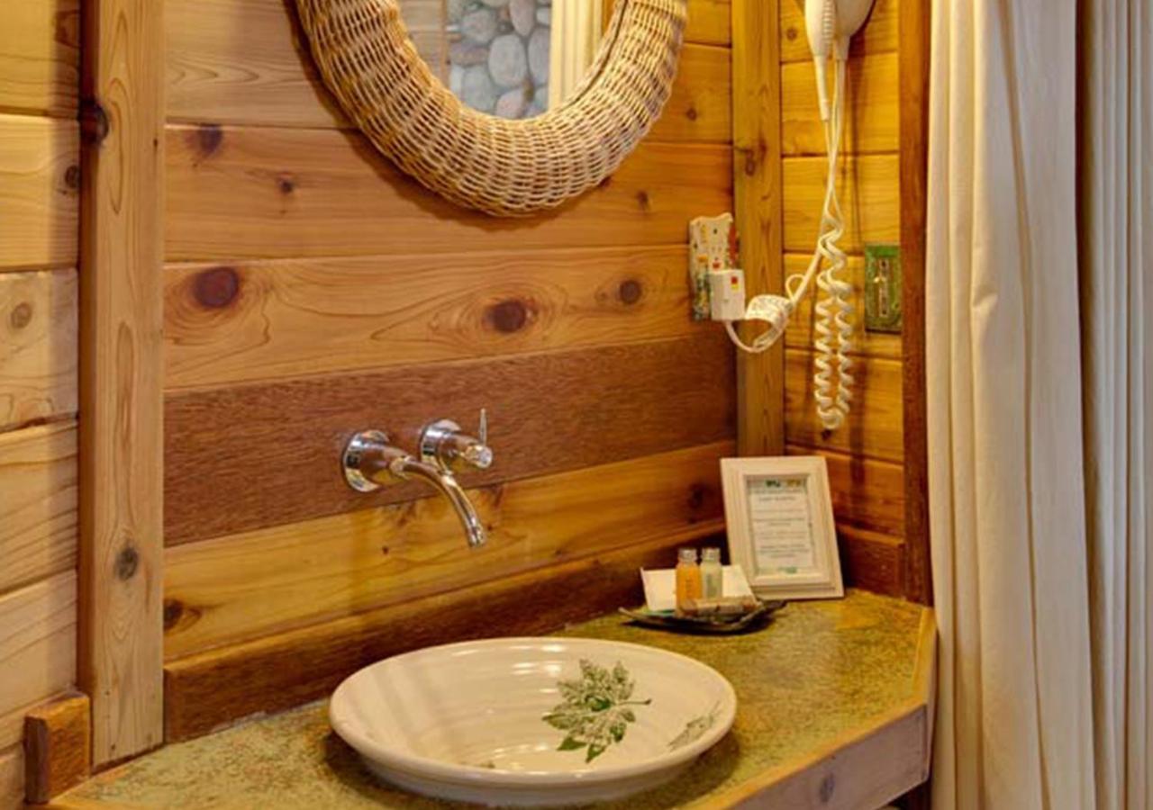 Stormking Hotel Ashford Εξωτερικό φωτογραφία